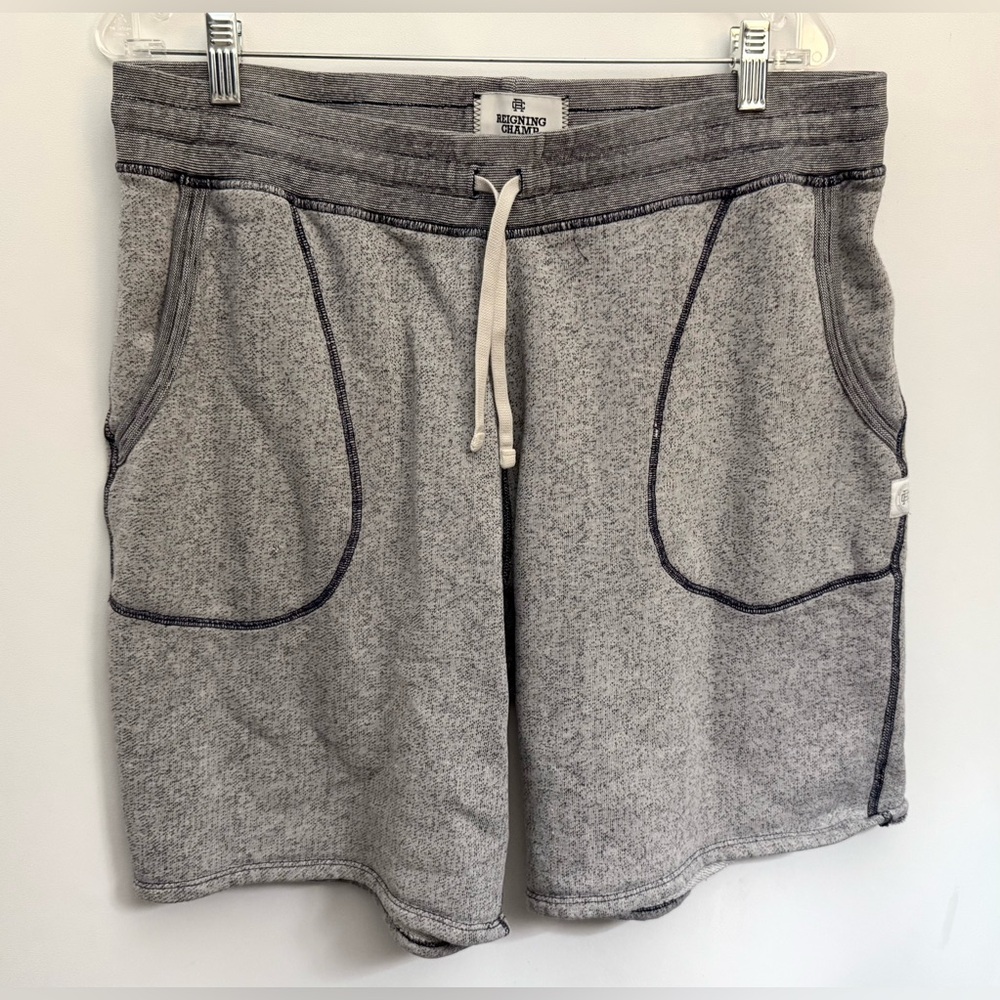 $98 REIGNING CHAMP Made In Canada 20” Shorts Mens XL French Terry Heathered Gray